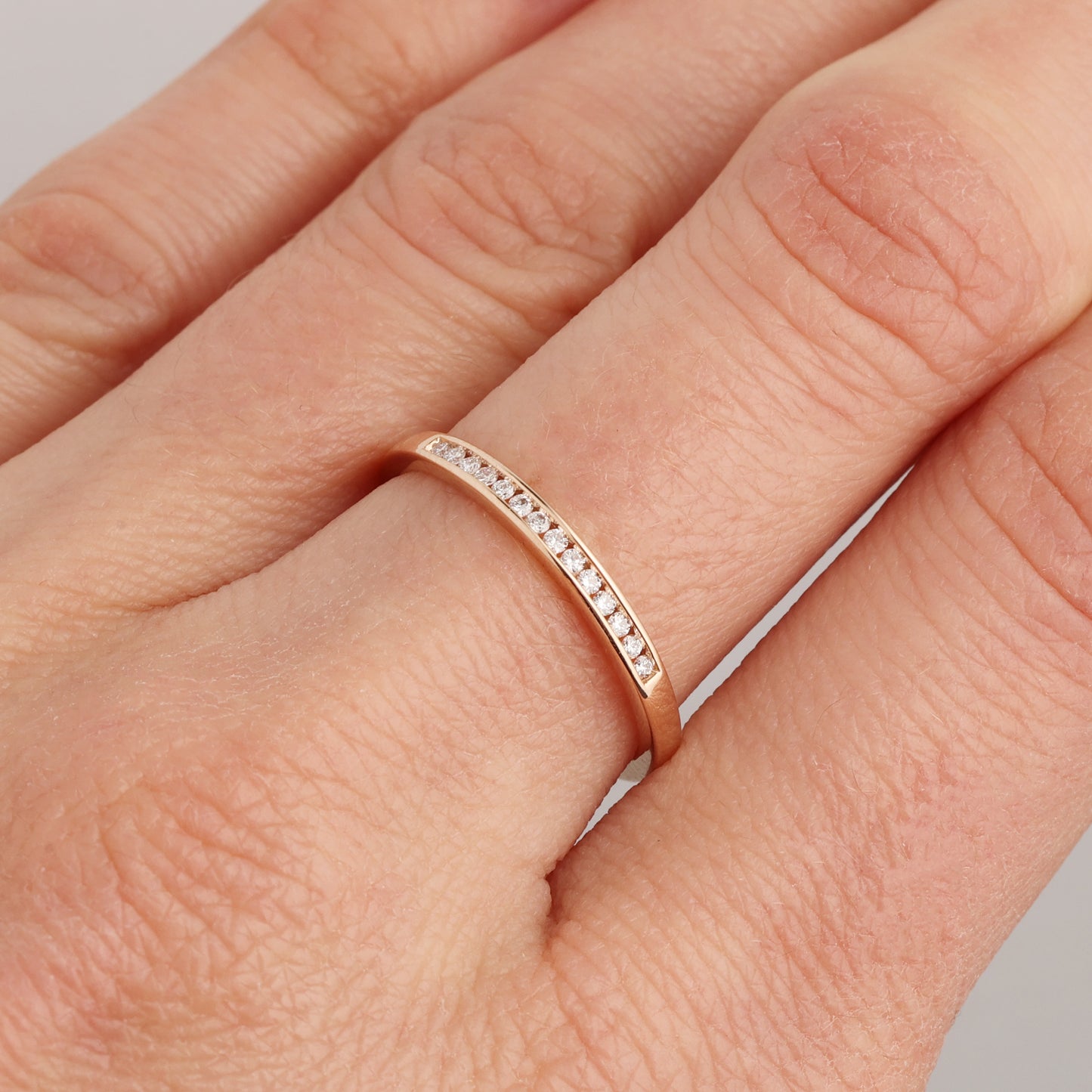 Gredzens ar Dimantiem 0.10 ct, Sarkanais zelts 585° (14K)