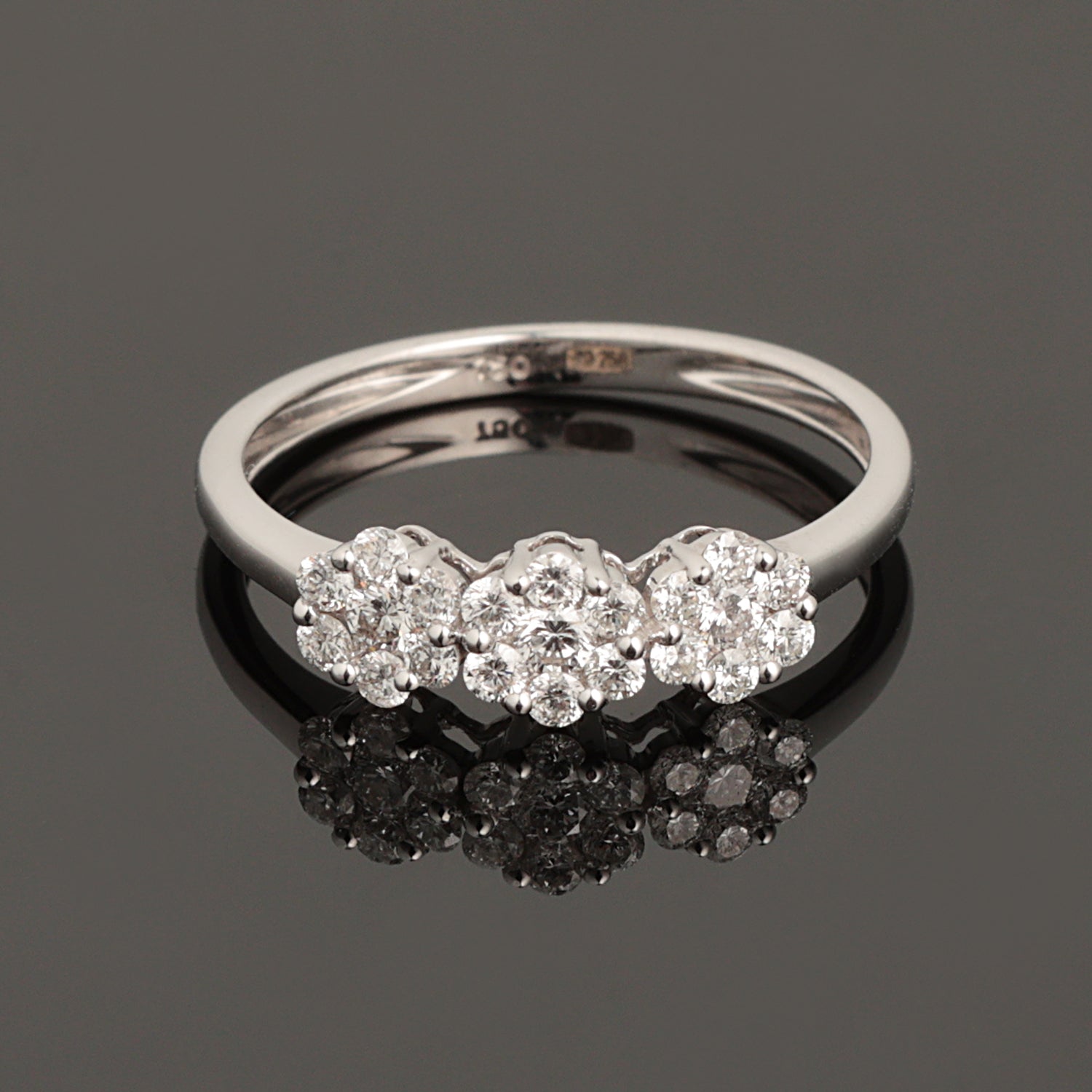 baltais zelts Gredzens ar Dimantiem 0.20 ct, Baltais zelts 585° (14K) – Fine Cast Gems