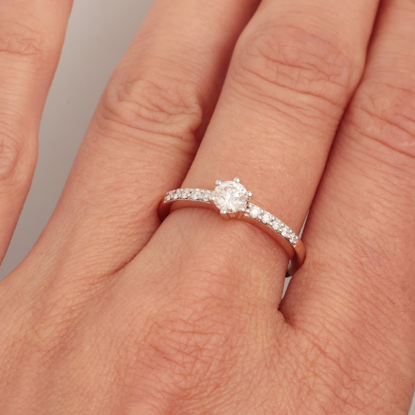 Ring with Diamonds 0.55 ct, Rose Gold 585° (14K)