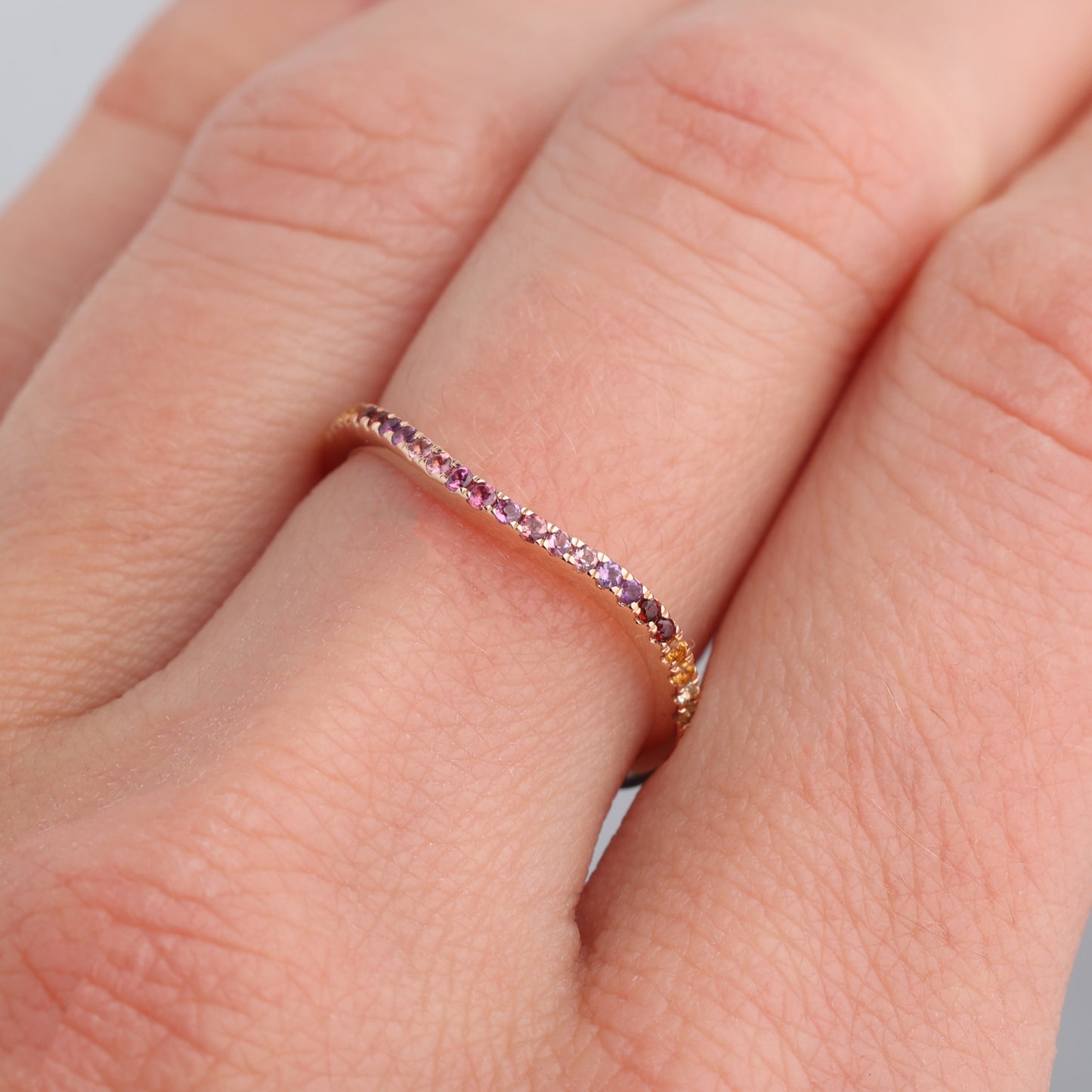 Daudzkrāsains Gredzens ar Dārgakmeņiem 0.19 ct, Sarkanais zelts 585° (14K)