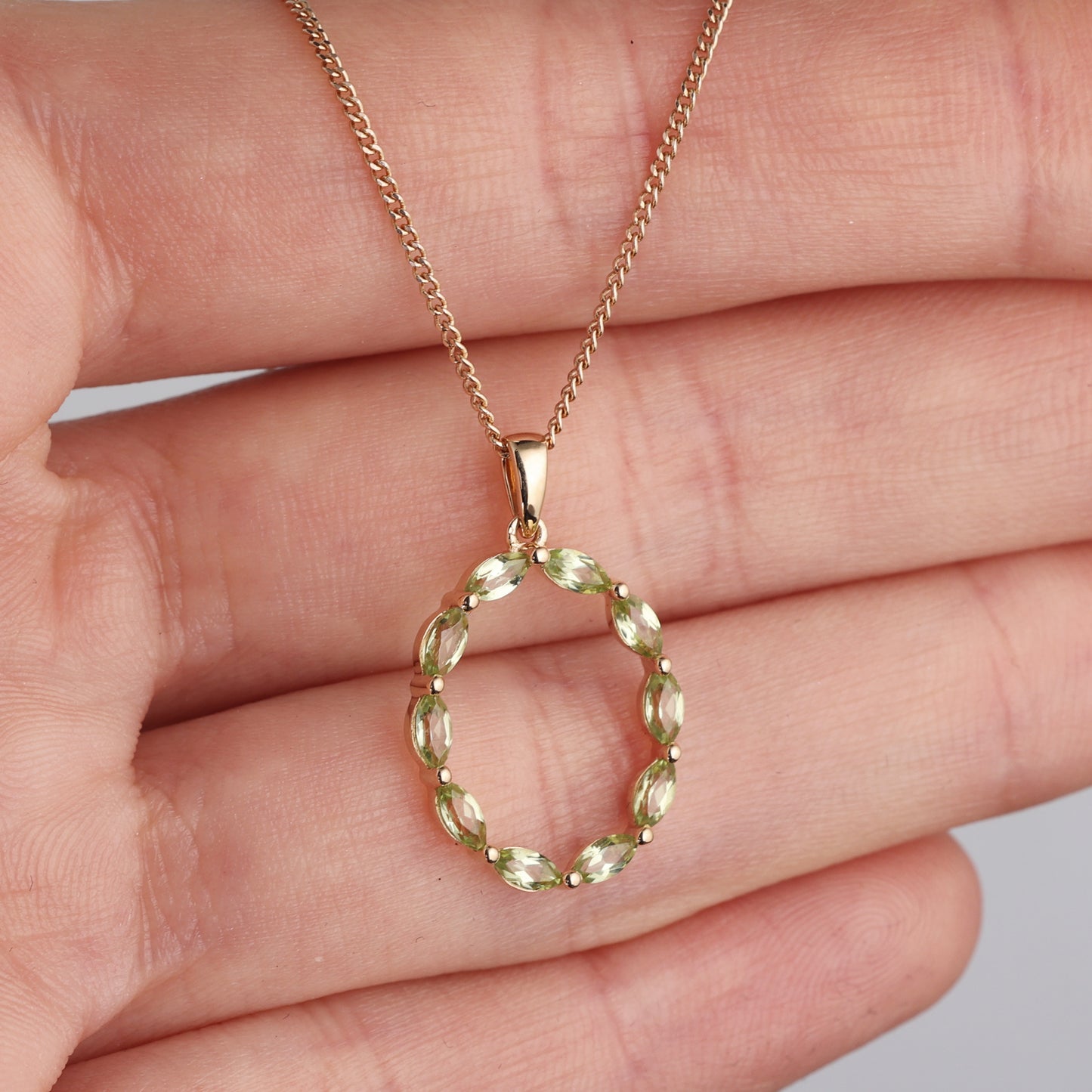 Pendant with Peridot 0.88 ct, Rose Gold 750° (18K)