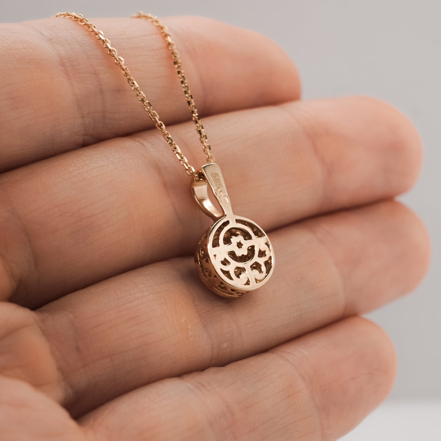 Подвеска Месяц с танцующим Бриллиантом 0,06 карат, Желтое золото 585° (14K)