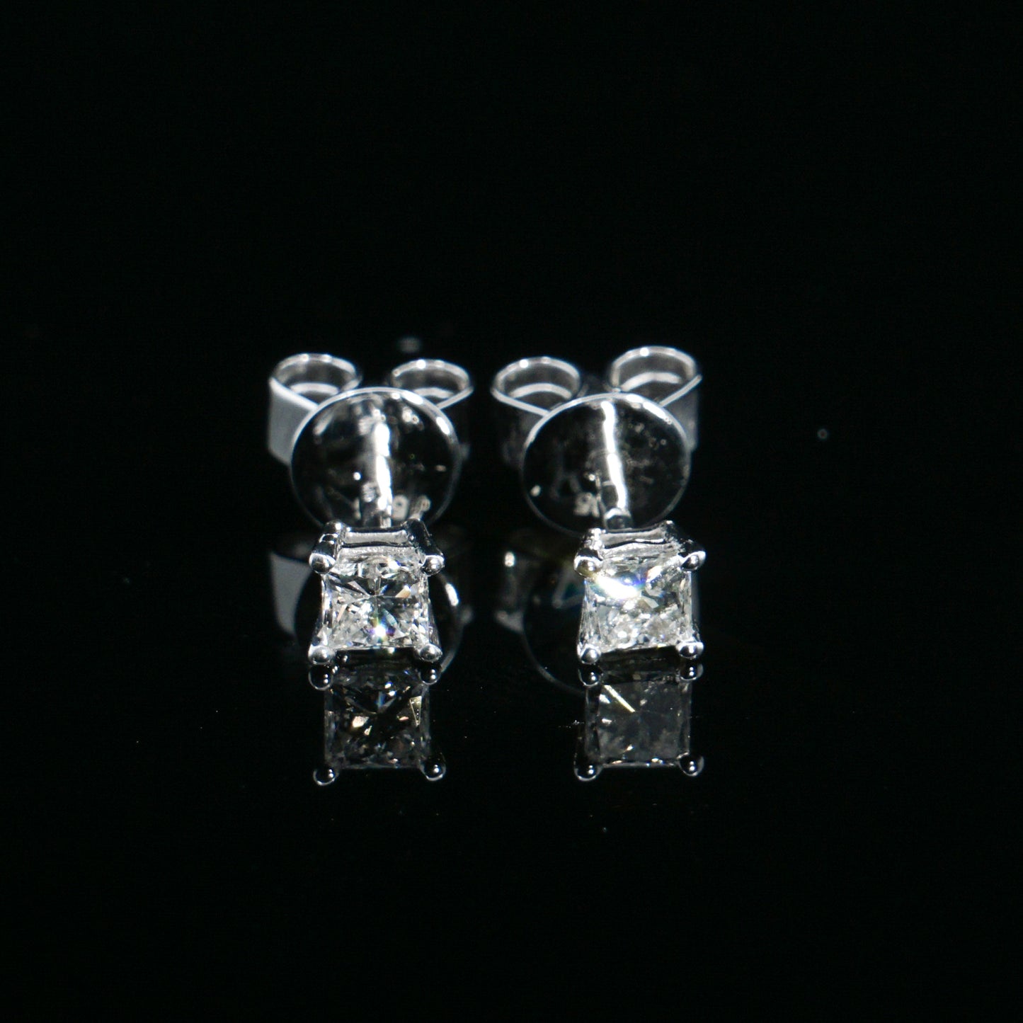 Auskari ar Dimantiem 0.43 ct, Baltais zelts 585° (14K)