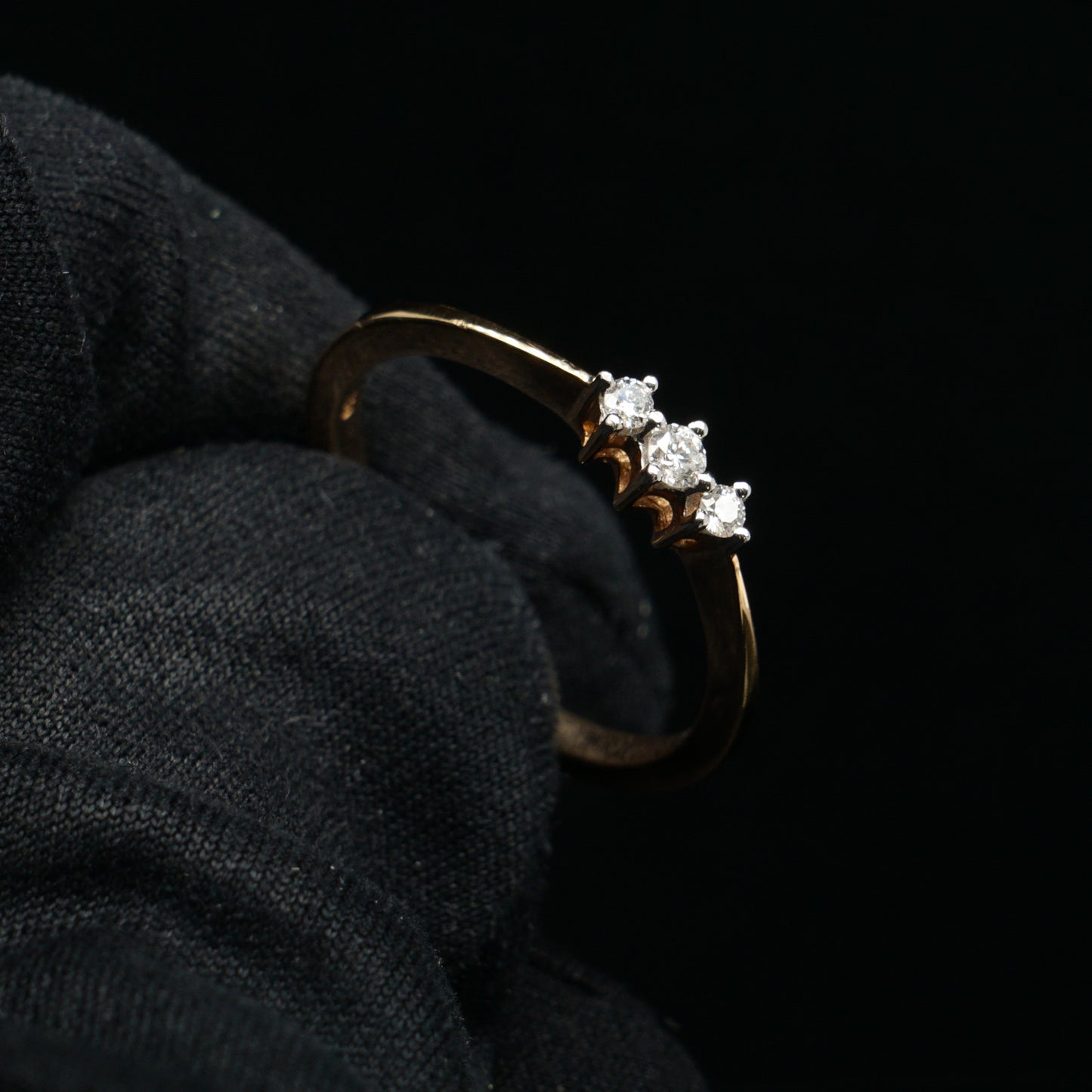 Кольцо с Бриллиантами 0.11 карат, Желтое золото 750° (18K)