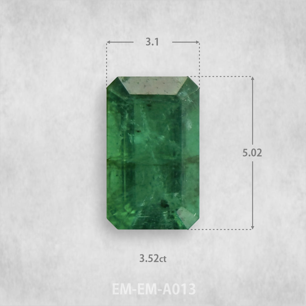 Изумруд 0,325 карата натуральный, изумрудная огранка