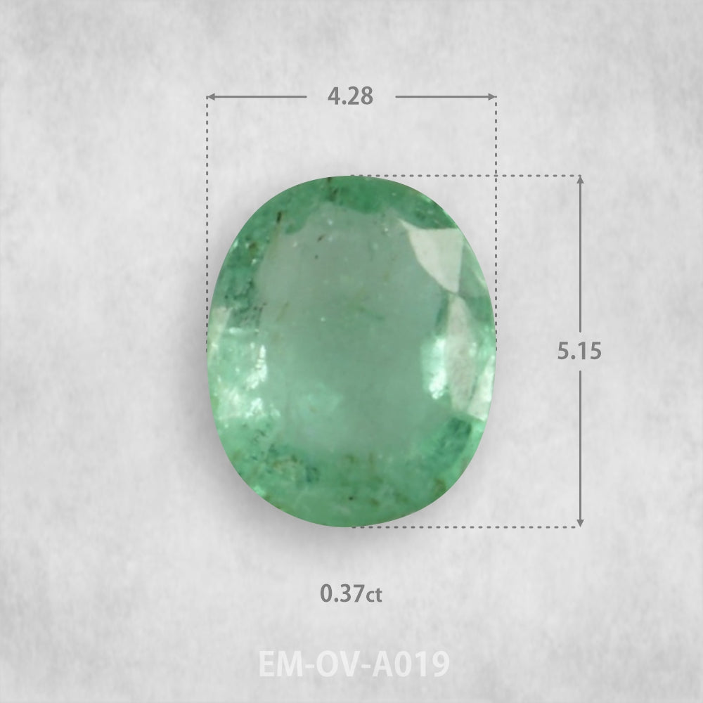 Smaragds 0.37ct Dabīgs, Ovāls piegriezums
