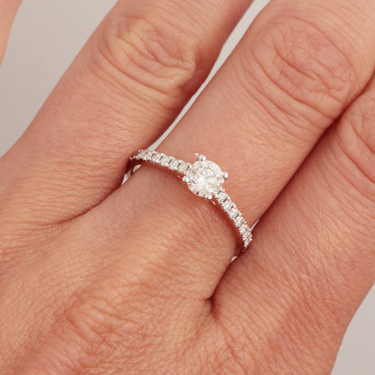 Ring with Diamonds 0.95 ct, Rose Gold 585° (14K)