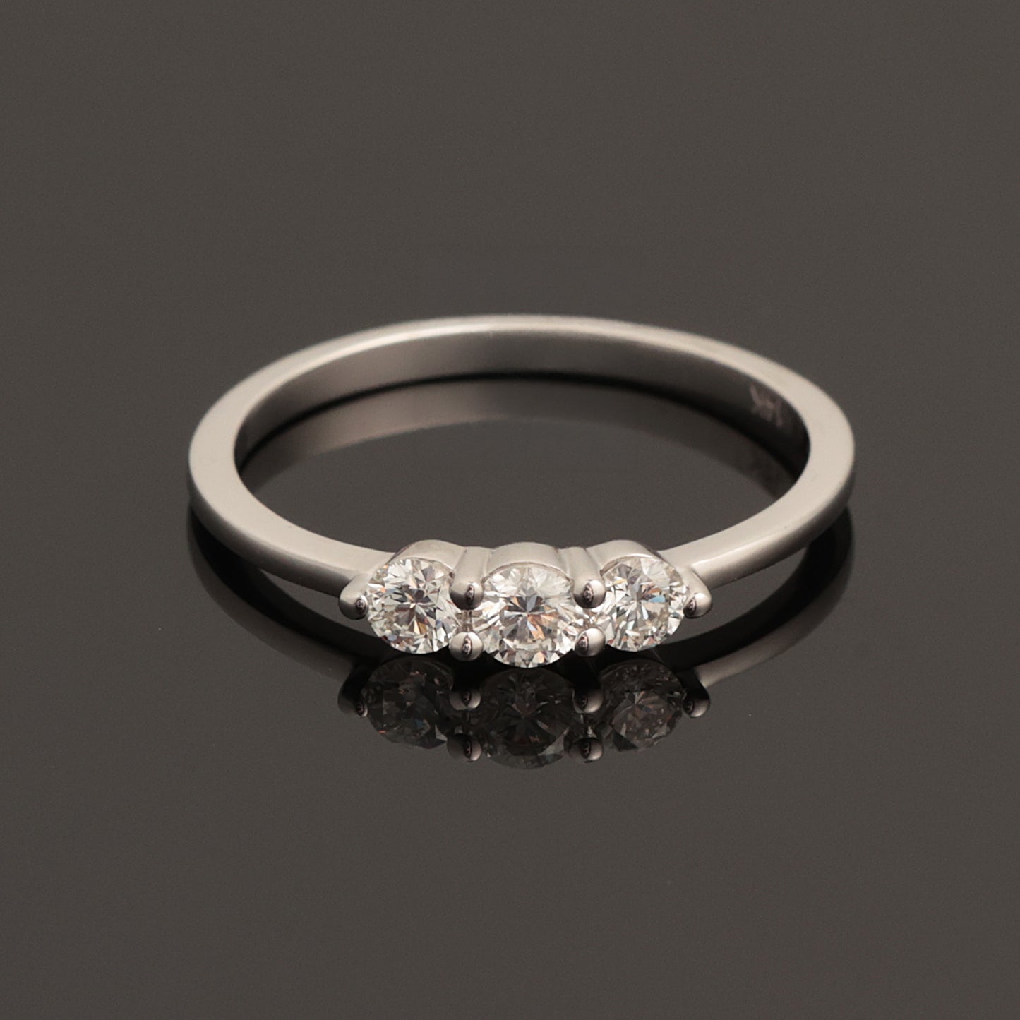 Кольцо с бриллиантами 0.35 ct, белое золото 585° (14K)