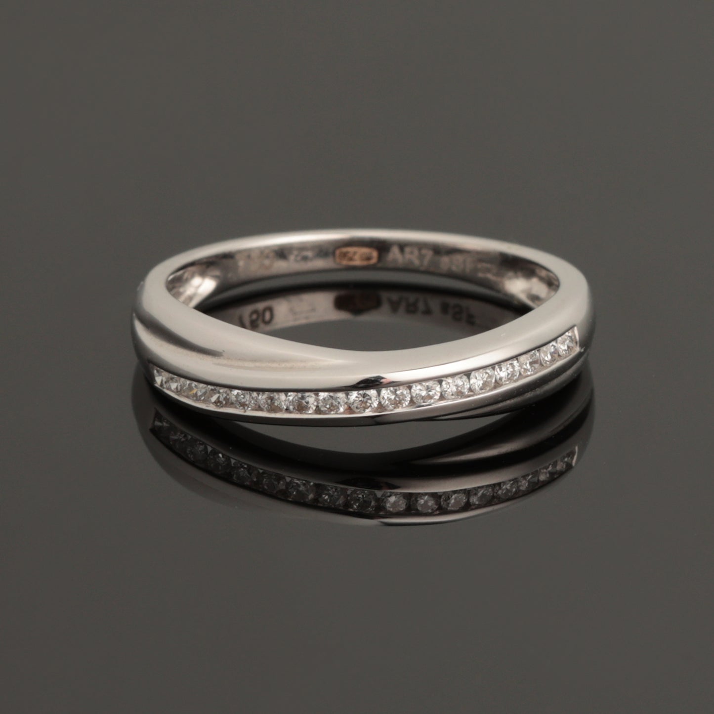 Ring with Diamonds 0.16 ct, White Gold 750° (18K)