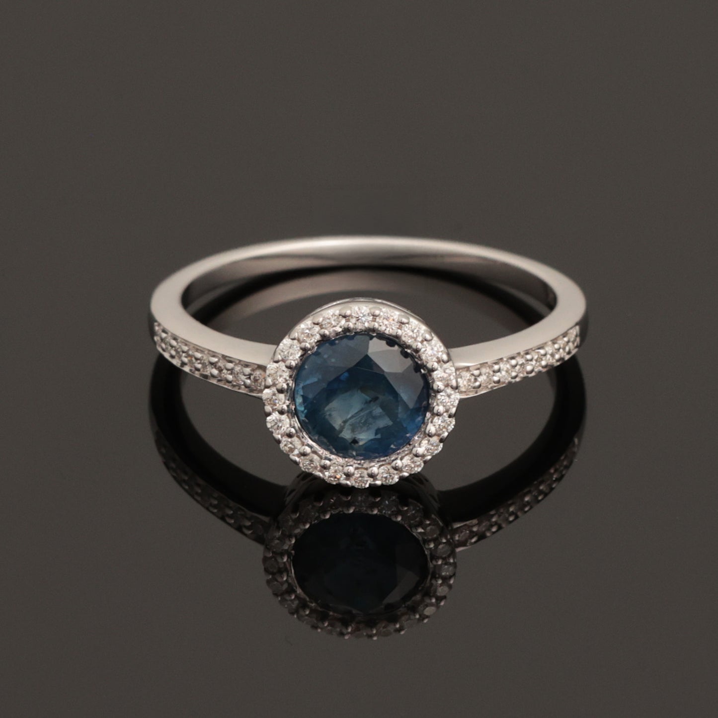 Ring with Sapphire 1.15 ct, White Gold 585° (14K)