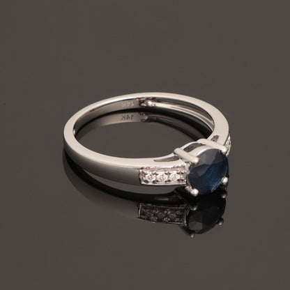Ring with Sapphire 0.80 ct, White Gold 585° (14K)