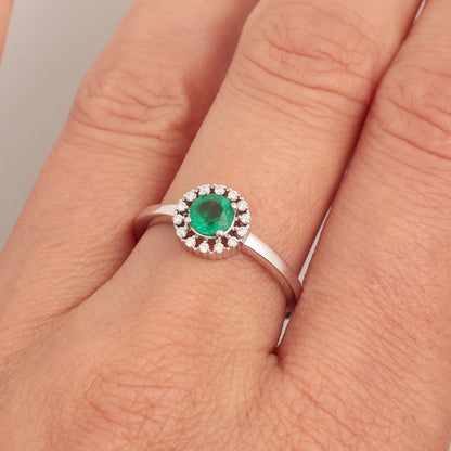 Ring with Emerald 0.45 ct, White Gold 585° (14K)