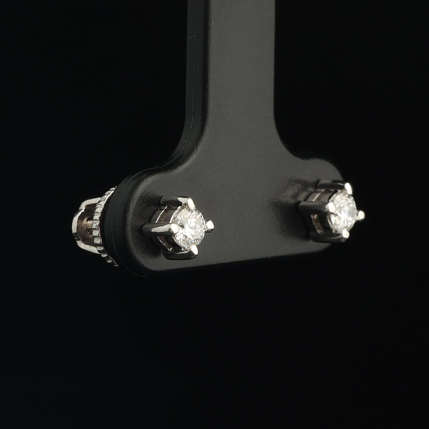 Auskari ar Dimantiem 0.25 ct, Baltais zelts 585° (14K)