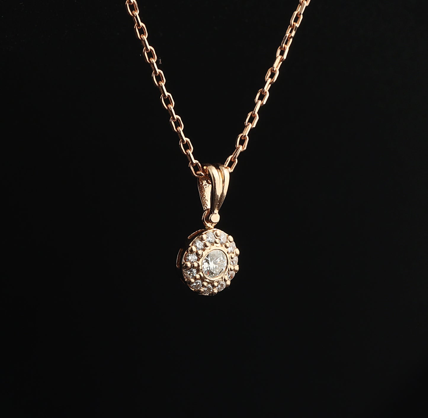 Kulons ar Dimantiem 0.20 ct, Sarkanais zelts 585° (14K)