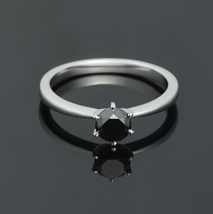 Gredzens ar Melno Dimantu 1.05 ct, Baltais zelts 585° (14K) 