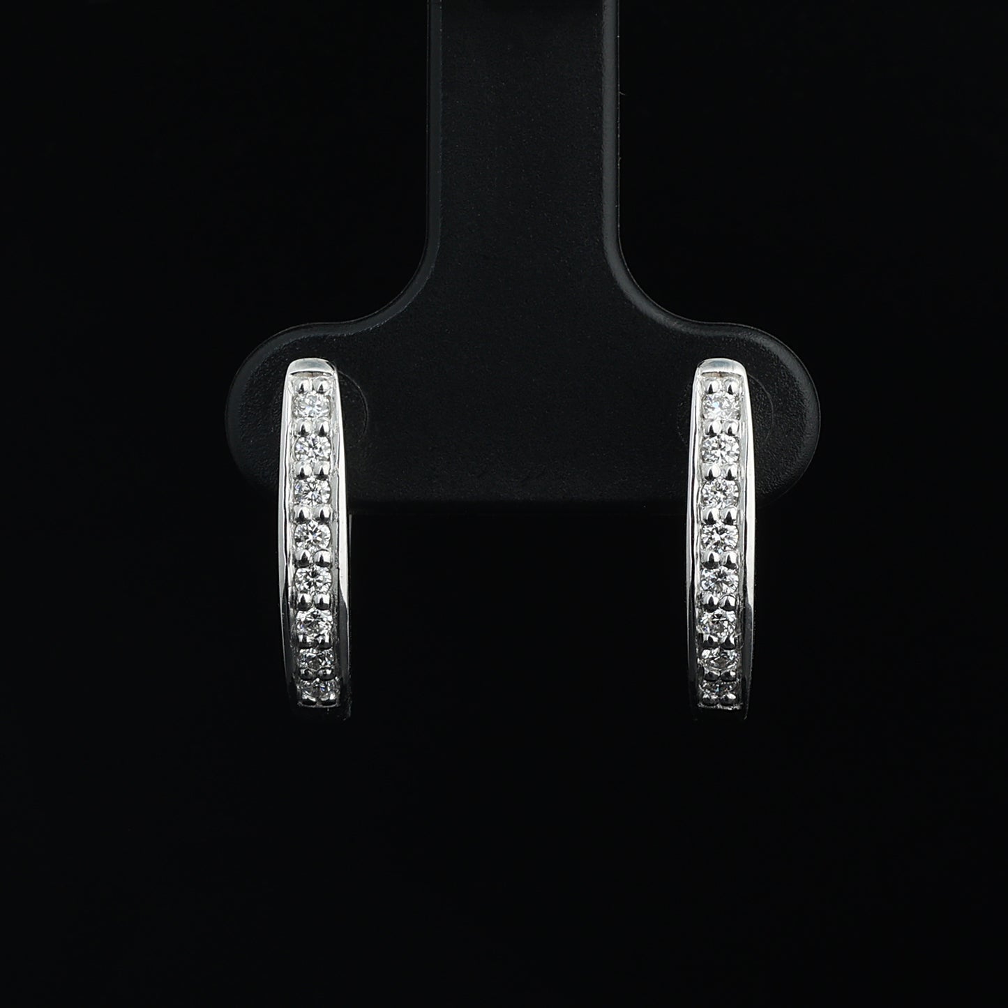 Auskari ar Dimantiem 0.25 ct, Baltais zelts 585° (14K)