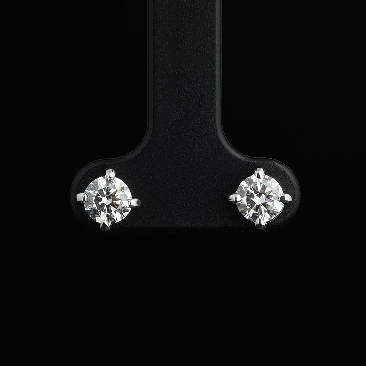 Auskari ar Dimantiem 1.00 ct, Baltais zelts 585° (14K)