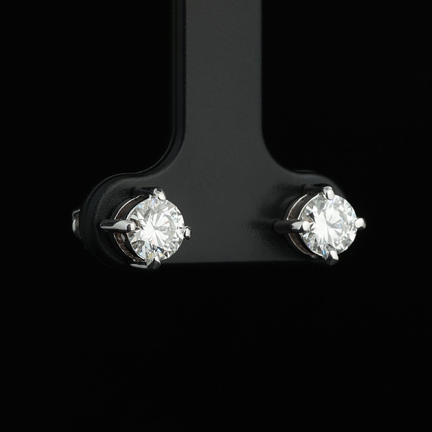 Auskari ar Dimantiem 1.00 ct, Baltais zelts 585° (14K)