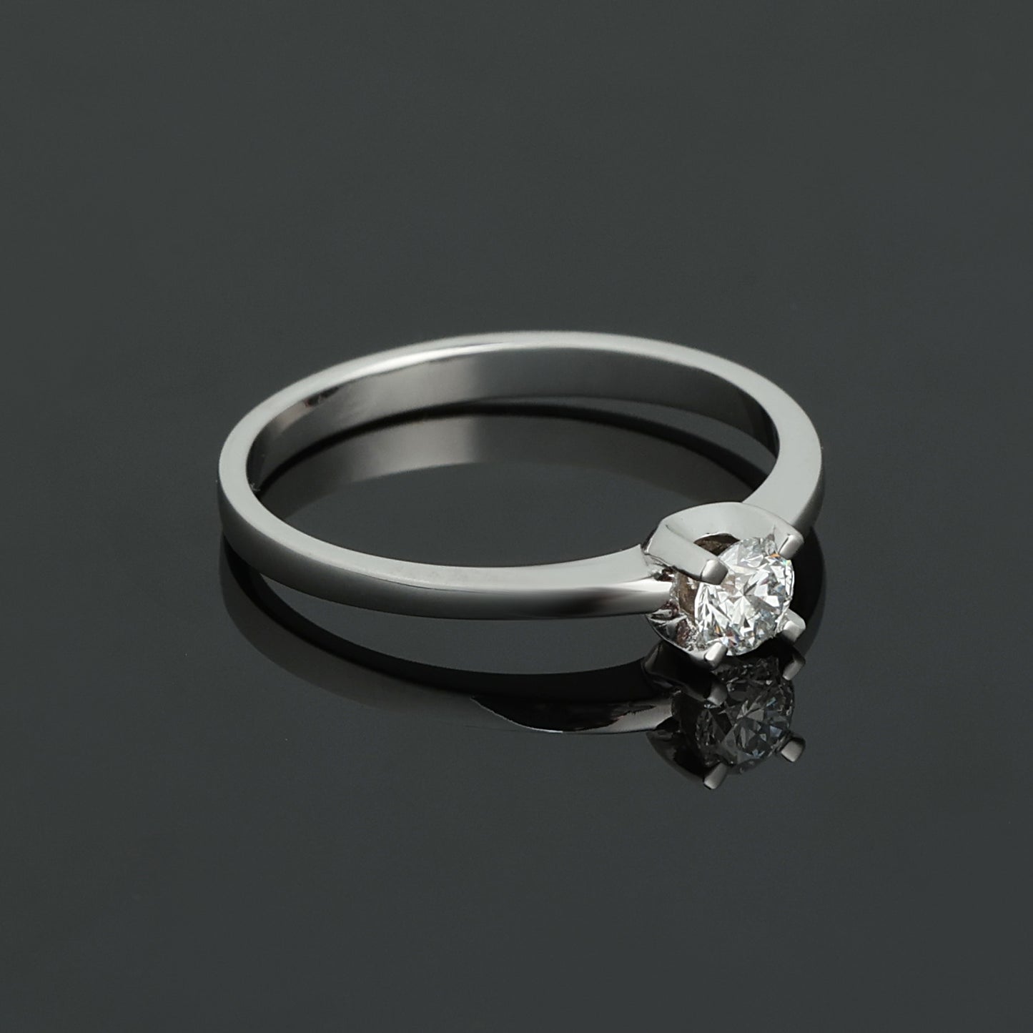 Gredzens ar Dimantiem 0.25 ct, Baltais zelts 585° (14K) 