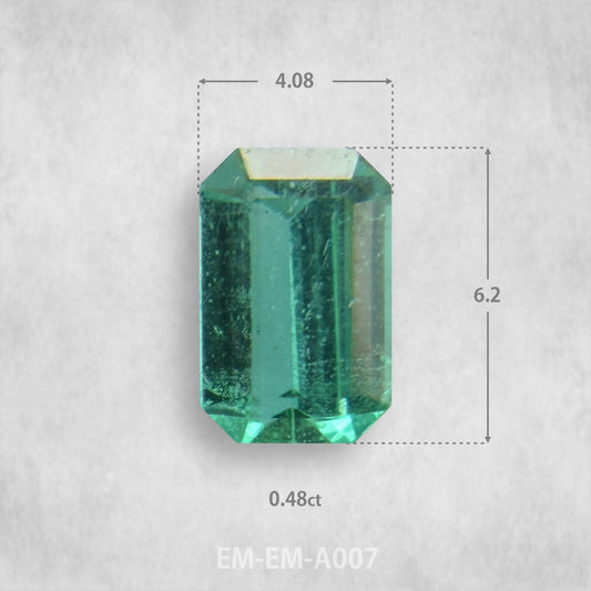 Изумруд 0,48 карата натуральный, изумрудная огранка 